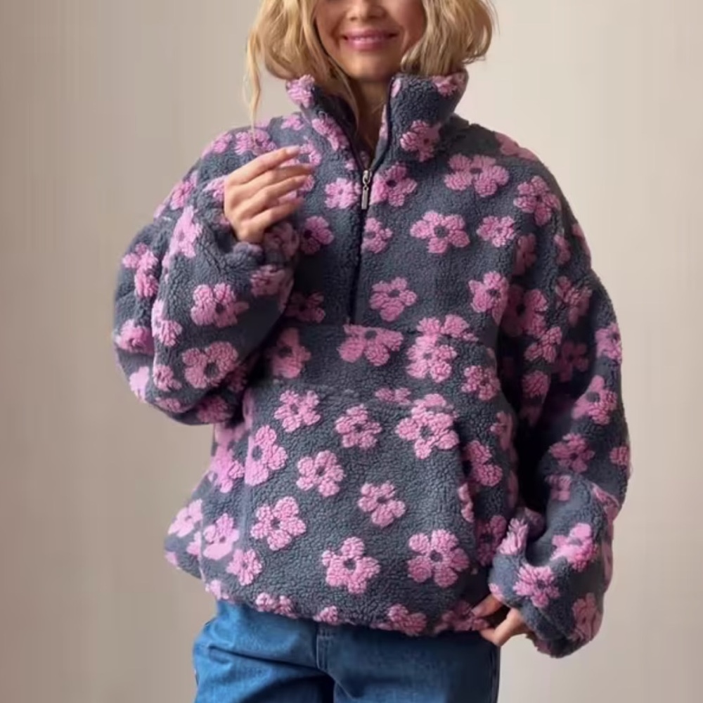 Soon NEW ! 9/7 💞🌸Boho posie Cozy Floral Sherpa Pullover Jacket - Pink on Gray